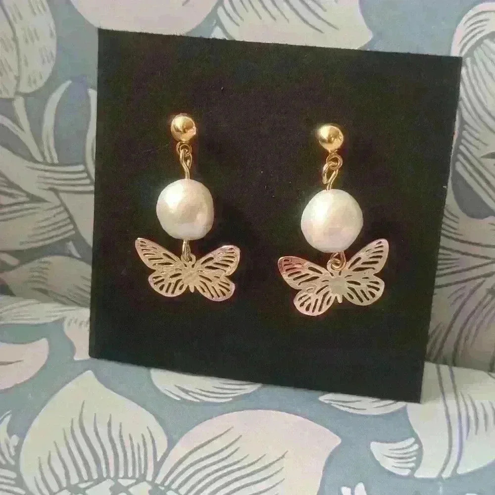 Freshwater pearl butterflies earrings - Picture 5 of 6